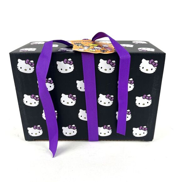 Hello Kitty Salt &Pepper Shakers Ghost and Skeleton Ceramic Figurines rare - Picture 6 of 8